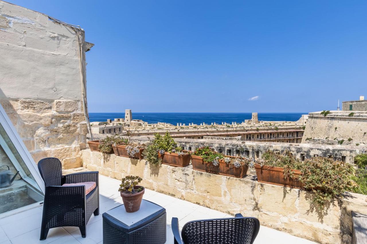 Valletta Bastions Seafront House Exterior foto